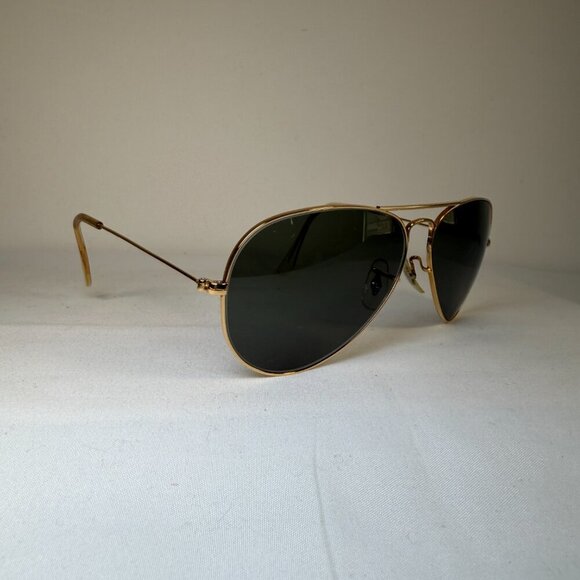 Authentic Vintage 80s RAY-BAN Gold Metal Aviator Sunglasses Small main image 8